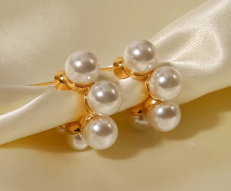 PEARL CLUSTER EARRINGS