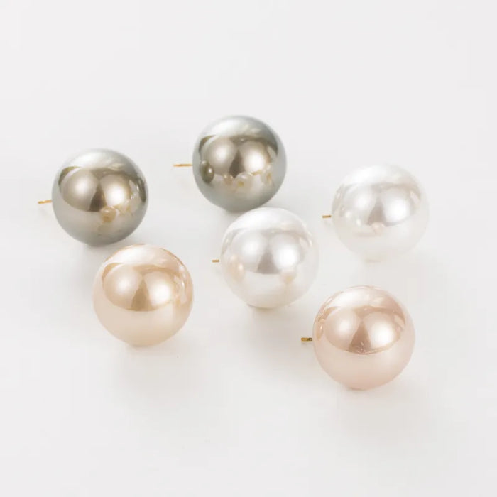 BIG PEARL EARRINGS