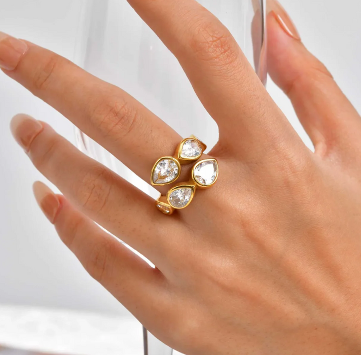 ALMOND SNAKE RING💧