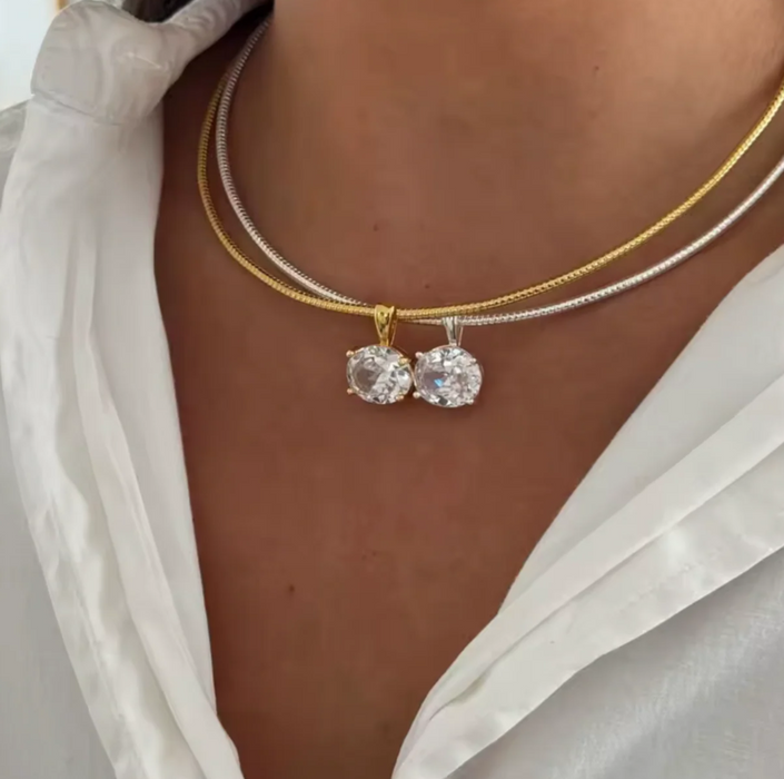 SANTORINI NECKLACE 💧
