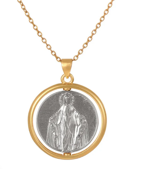 SPINNER MEDALION NECKLACE 💧