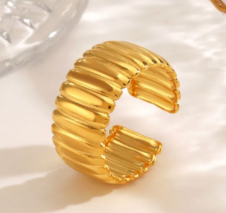 NURU RING💧