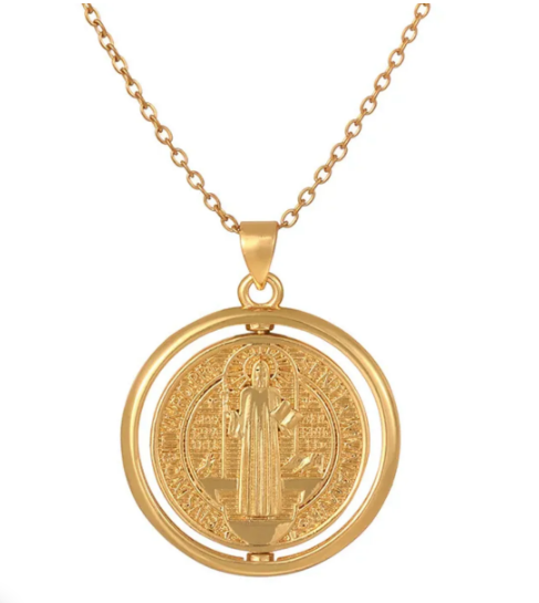 SPINNER MEDALION NECKLACE 💧