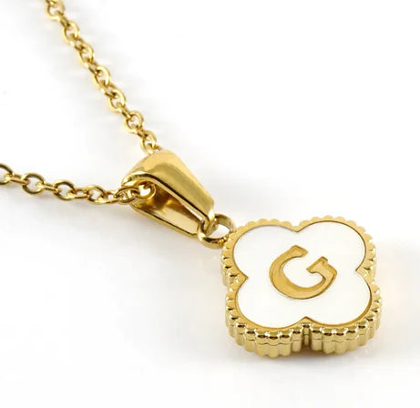 CLOVER INITIAL NECKLACE